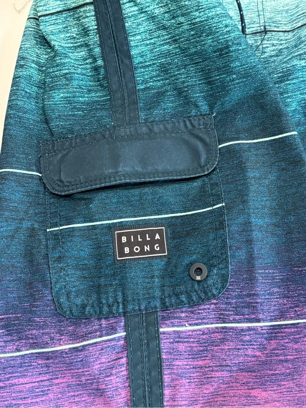 Billabong Ombre Aqua Teal to Purple Boys Board Shorts Swim Trunks Size 25 = 10